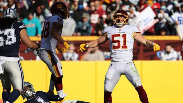 Cole Holcomb, Washington Commanders, Dallas Cowboys